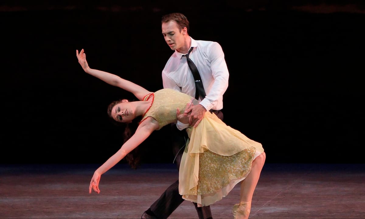 Paging Miss de Mille